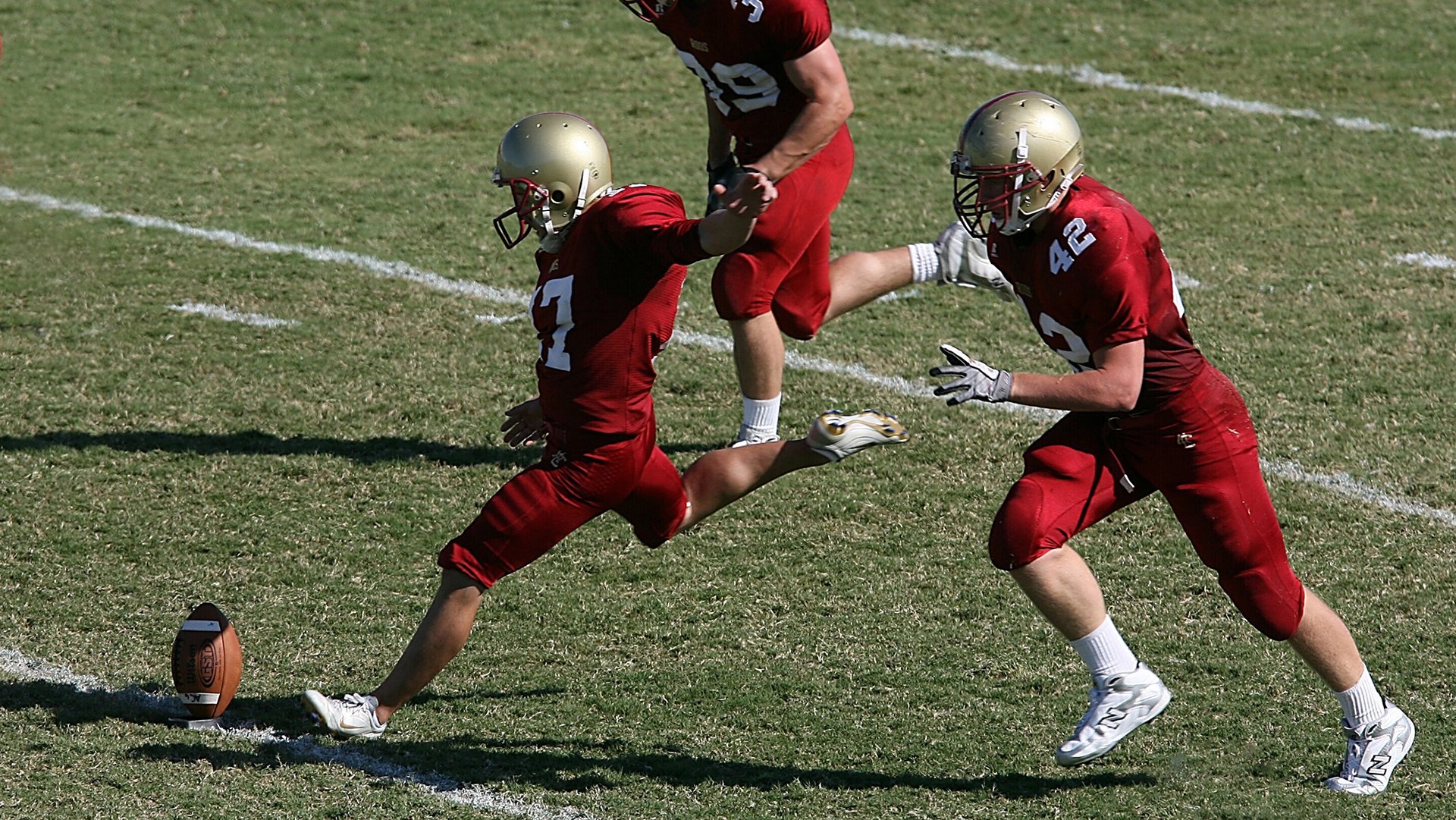 中超球队后防战术录像分析,中超防守型后腰